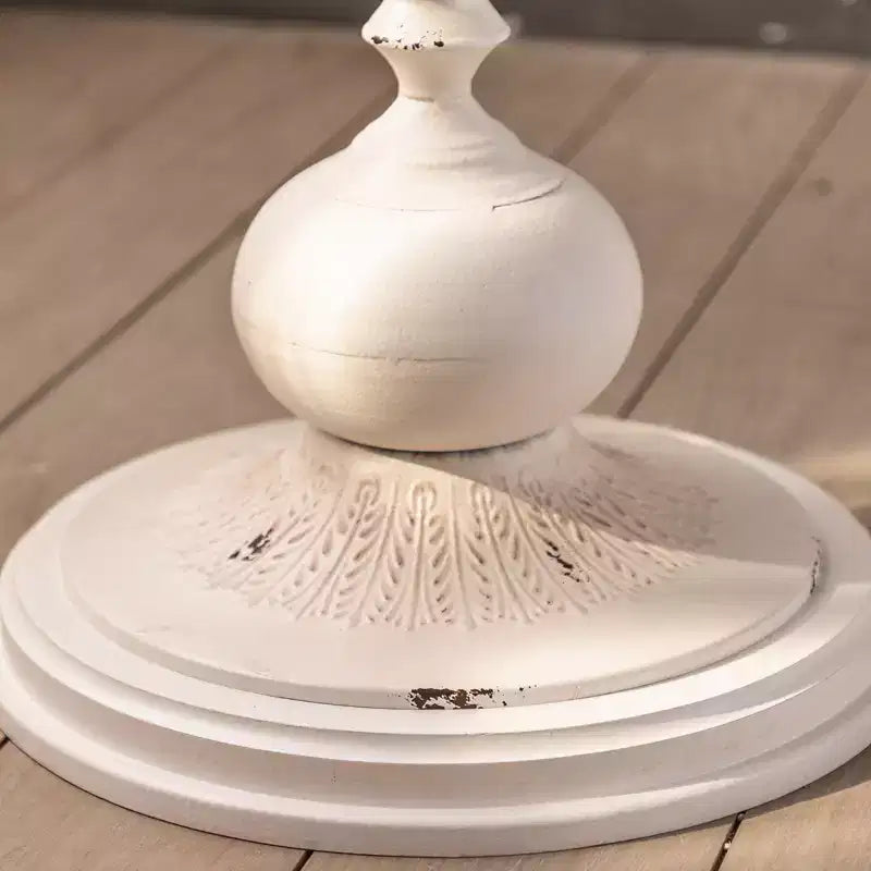 Table d'appoint sur pied noir et blanc